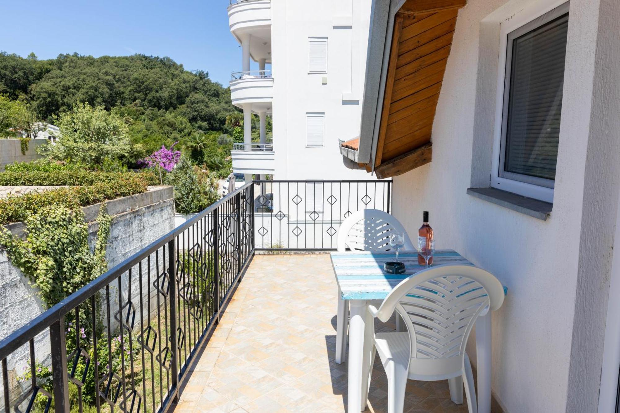 Guest House Aldin Ούλτσιν Εξωτερικό φωτογραφία