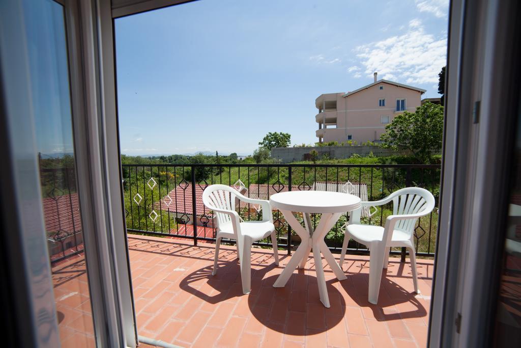 Guest House Aldin Ούλτσιν Εξωτερικό φωτογραφία